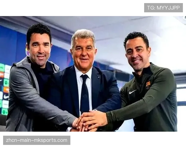 官方：哈维与巴萨完成续约谈判，新合同至2027年